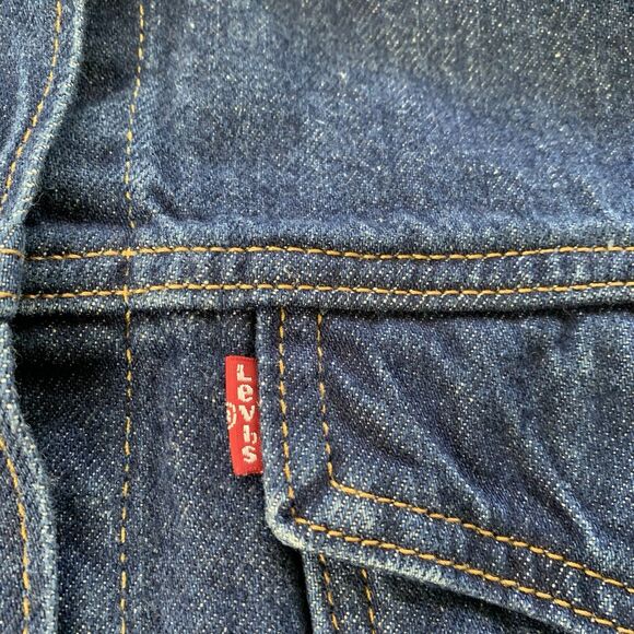 Levi’s Denim Jacket Women’s 1X Trucker Biker Blue Dark Wash Decorated Pocket - Picture 7 of 16